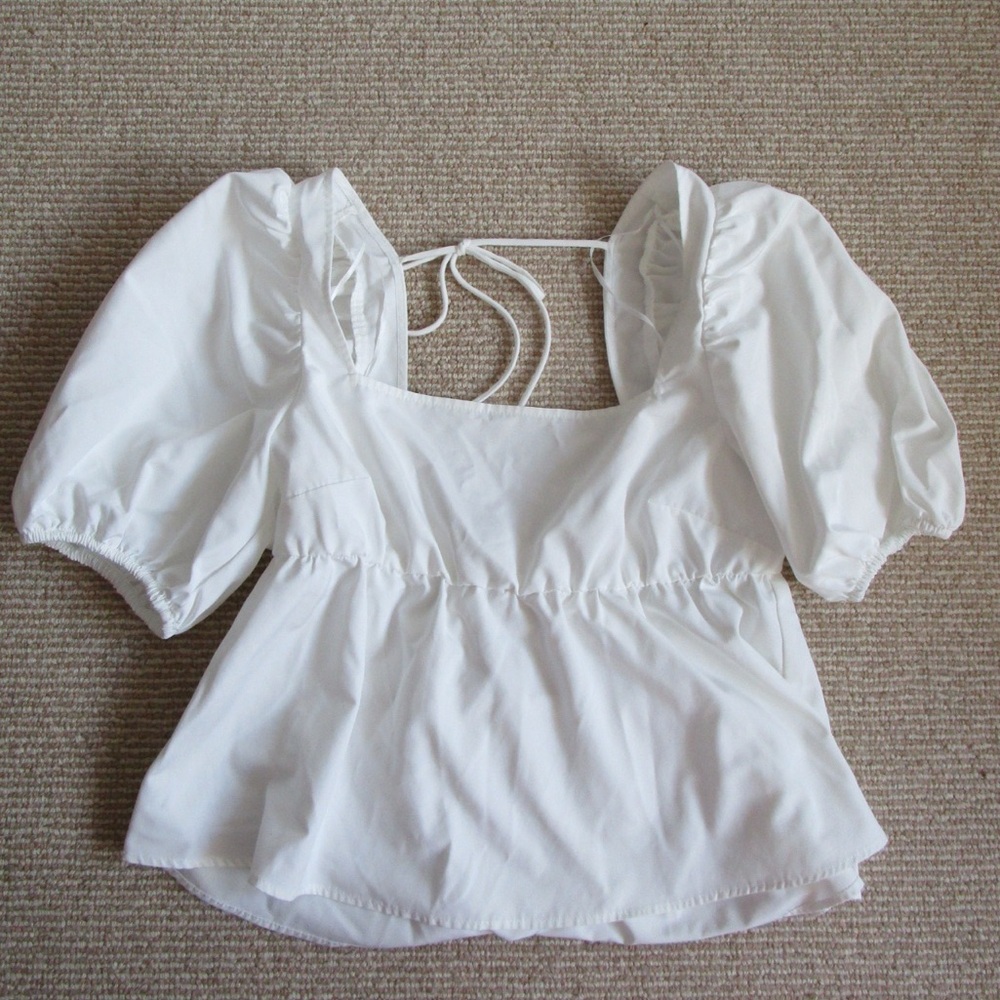 H&M White Blouse Elegant and Versatile Top